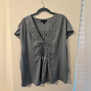 Banana Republic Gray Pleated Bib Collar Blouse